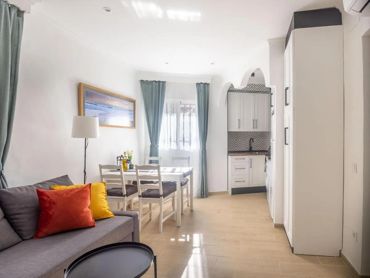 Holidays2Malaga Carril & Wifi Fibra 5G Ideal Para Trabajar & Tv Satelite