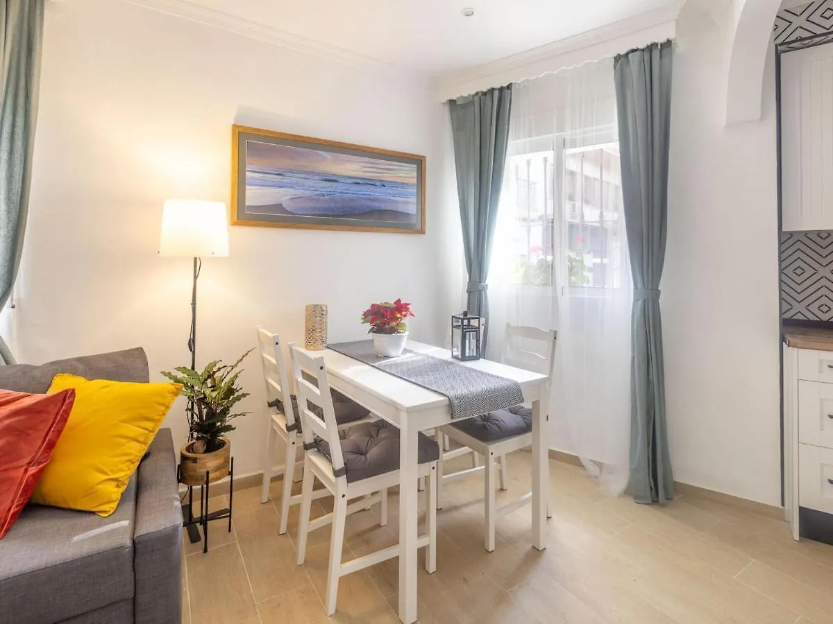 Holidays2Malaga Carril & Wifi Fibra 5G Ideal Para Trabajar & Tv Satelite 0*,